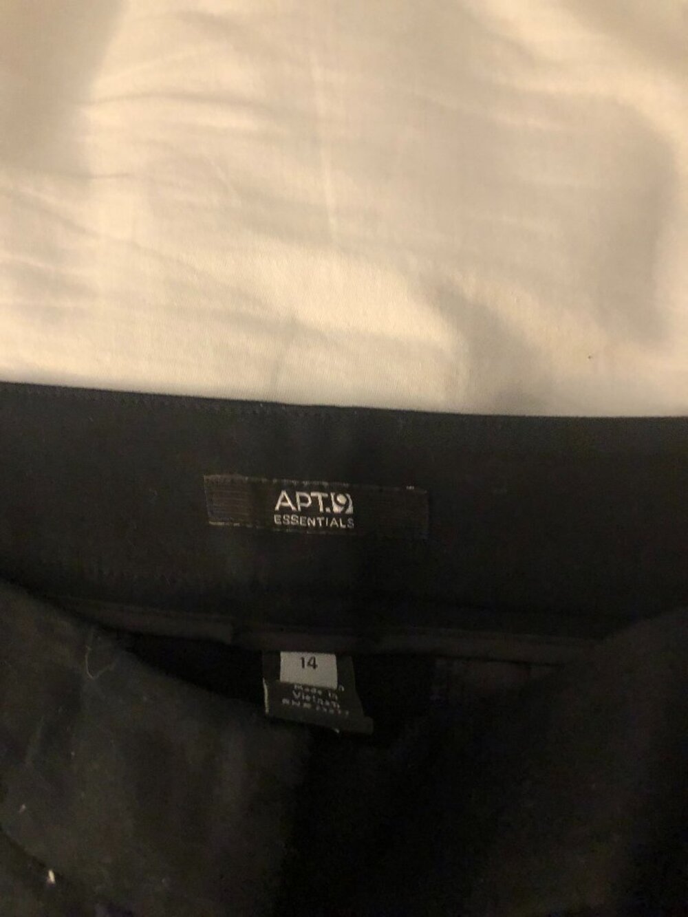Apt 9 Black Shorts Size 14